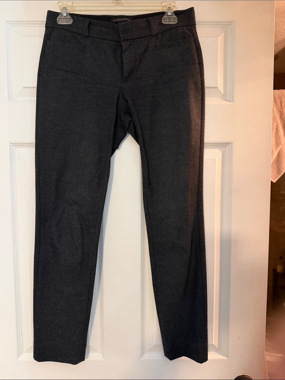 Banana Republic Straight Leg Pants in Charcoal Gray